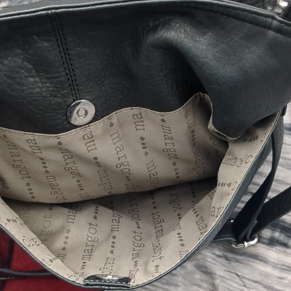 Margo Black Leather Crossbody Bag - Picture 5 of 10